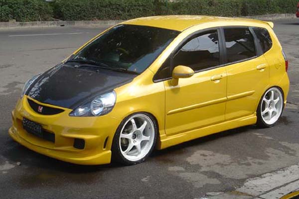 01-07 FIT - ACC inc エアサスシステム/ギアサス/フラップエアロ 01-07 FIT - ACC inc エアサスシステム/ギアサス/フラップエアロ